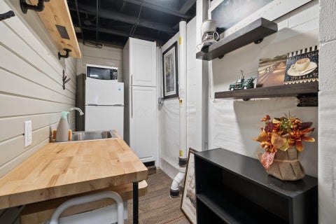 Tiny photo for 171 Village Drive, Columbus, OH 43214 (MLS # 226037264)