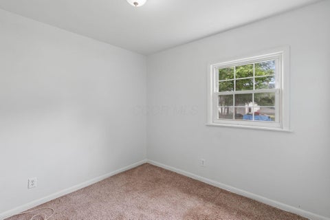Tiny photo for 702 Cox Avenue, Chillicothe, OH 45601 (MLS # 226031537)
