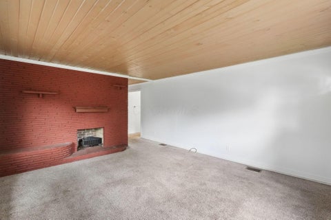 Tiny photo for 702 Cox Avenue, Chillicothe, OH 45601 (MLS # 226031537)