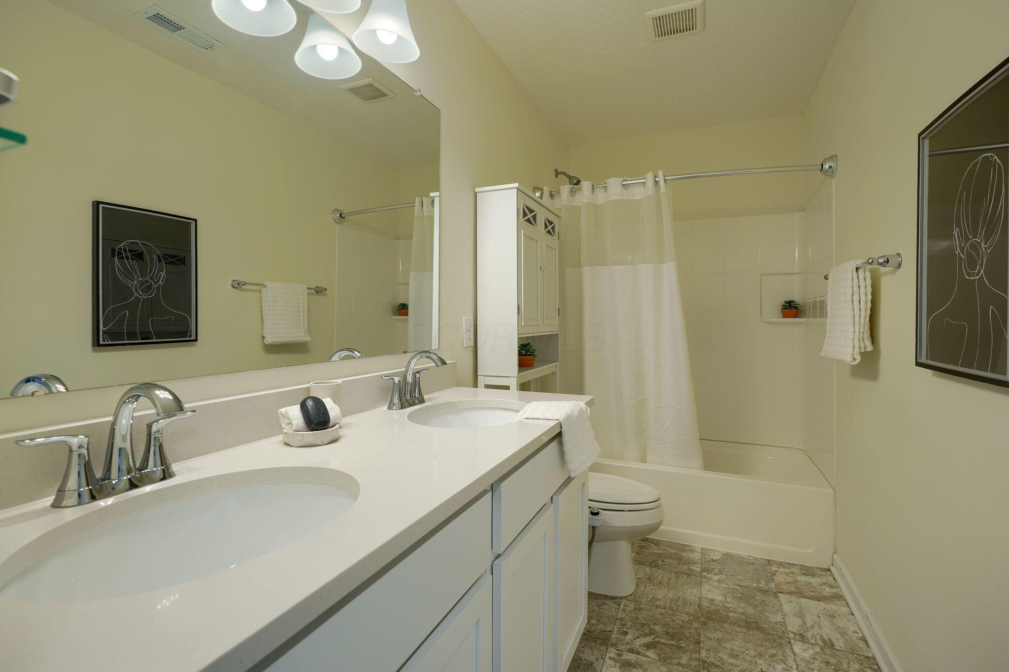 4398 Coble Bowman Way, Canal Winchester, Ohio image 23