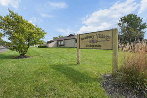 Tiny photo for 844 Cherlyn Court 26B #26B, Columbus, OH 43228 (MLS # 226035895)