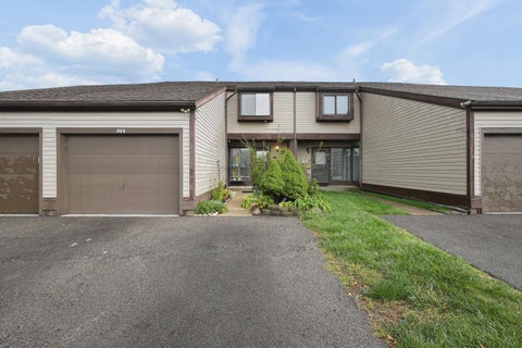Tiny photo for 844 Cherlyn Court 26B #26B, Columbus, OH 43228 (MLS # 226035895)