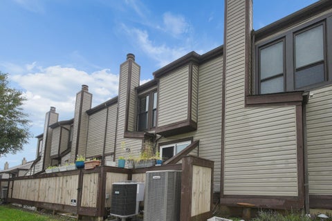 Tiny photo for 844 Cherlyn Court 26B #26B, Columbus, OH 43228 (MLS # 226035895)