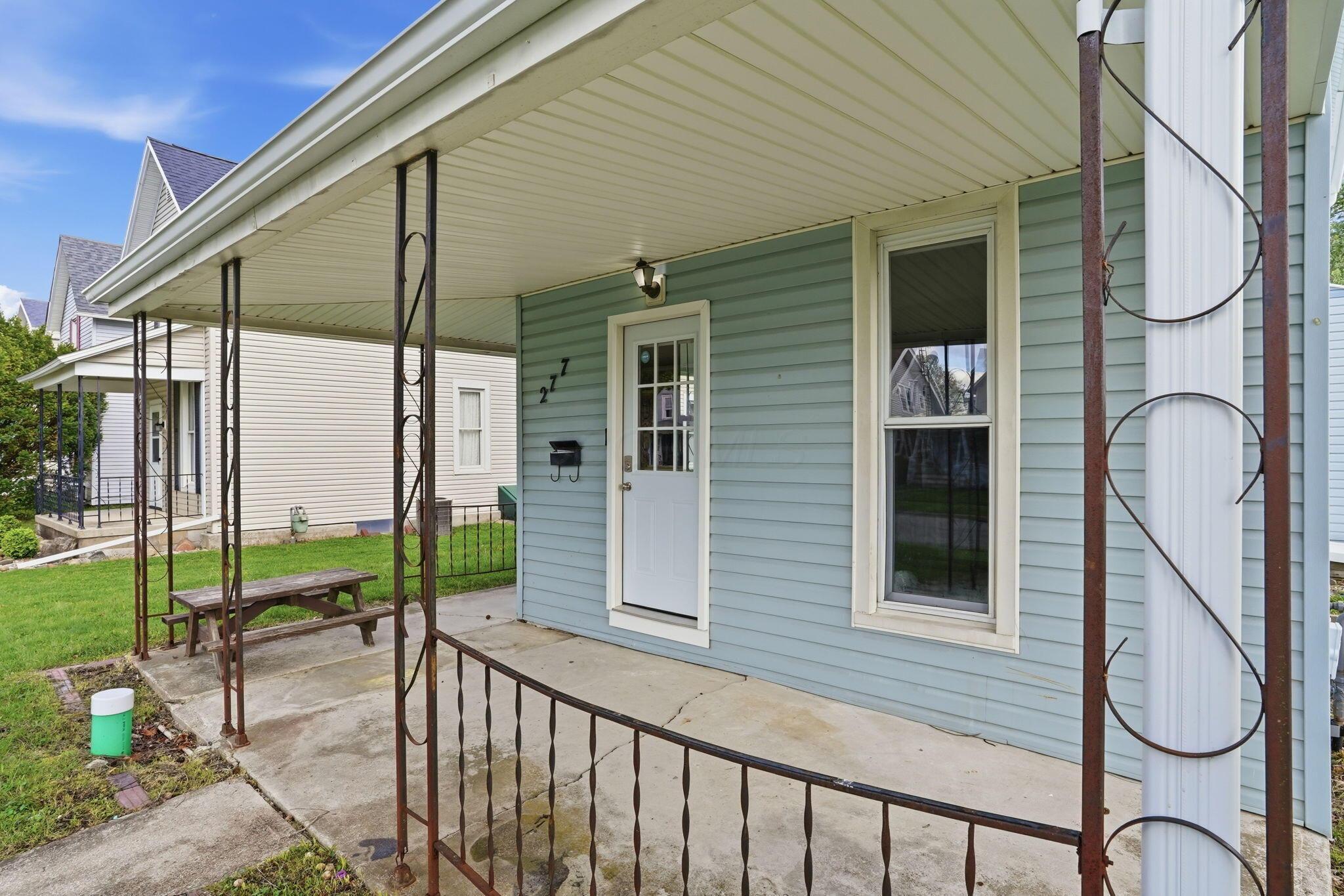 277 W Perry Street