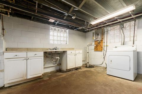 Tiny photo for 2607 Glenmawr Avenue, Columbus, OH 43202 (MLS # 226003198)