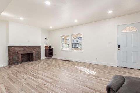 Tiny photo for 1120 Oakwood Avenue, Columbus, OH 43206 (MLS # 226002385)