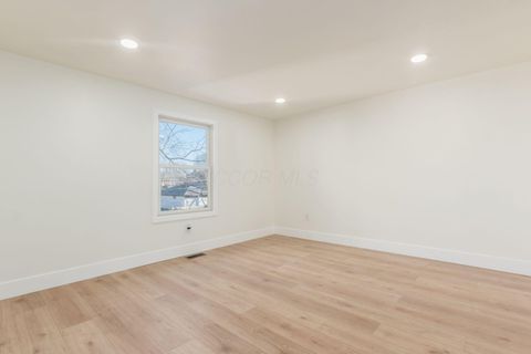 Tiny photo for 1120 Oakwood Avenue, Columbus, OH 43206 (MLS # 226002385)