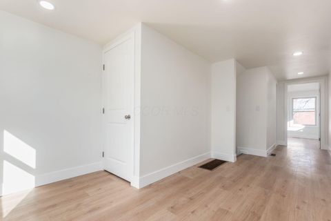 Tiny photo for 1120 Oakwood Avenue, Columbus, OH 43206 (MLS # 226002385)