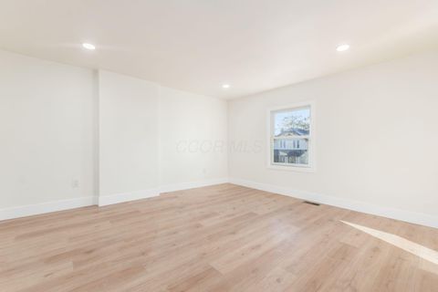 Tiny photo for 1120 Oakwood Avenue, Columbus, OH 43206 (MLS # 226002385)