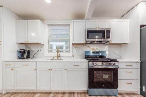 Tiny photo for 1120 Oakwood Avenue, Columbus, OH 43206 (MLS # 226002385)