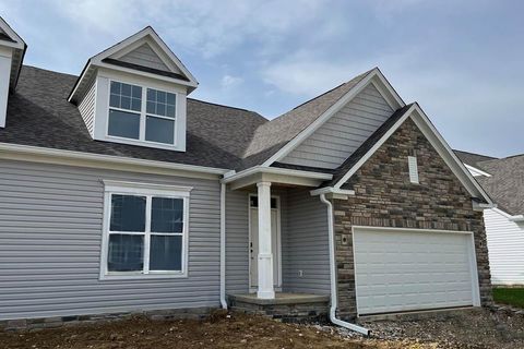 Photo of 1661 Bookfield Lane, Grove City, OH 43123 (MLS # 226000717)