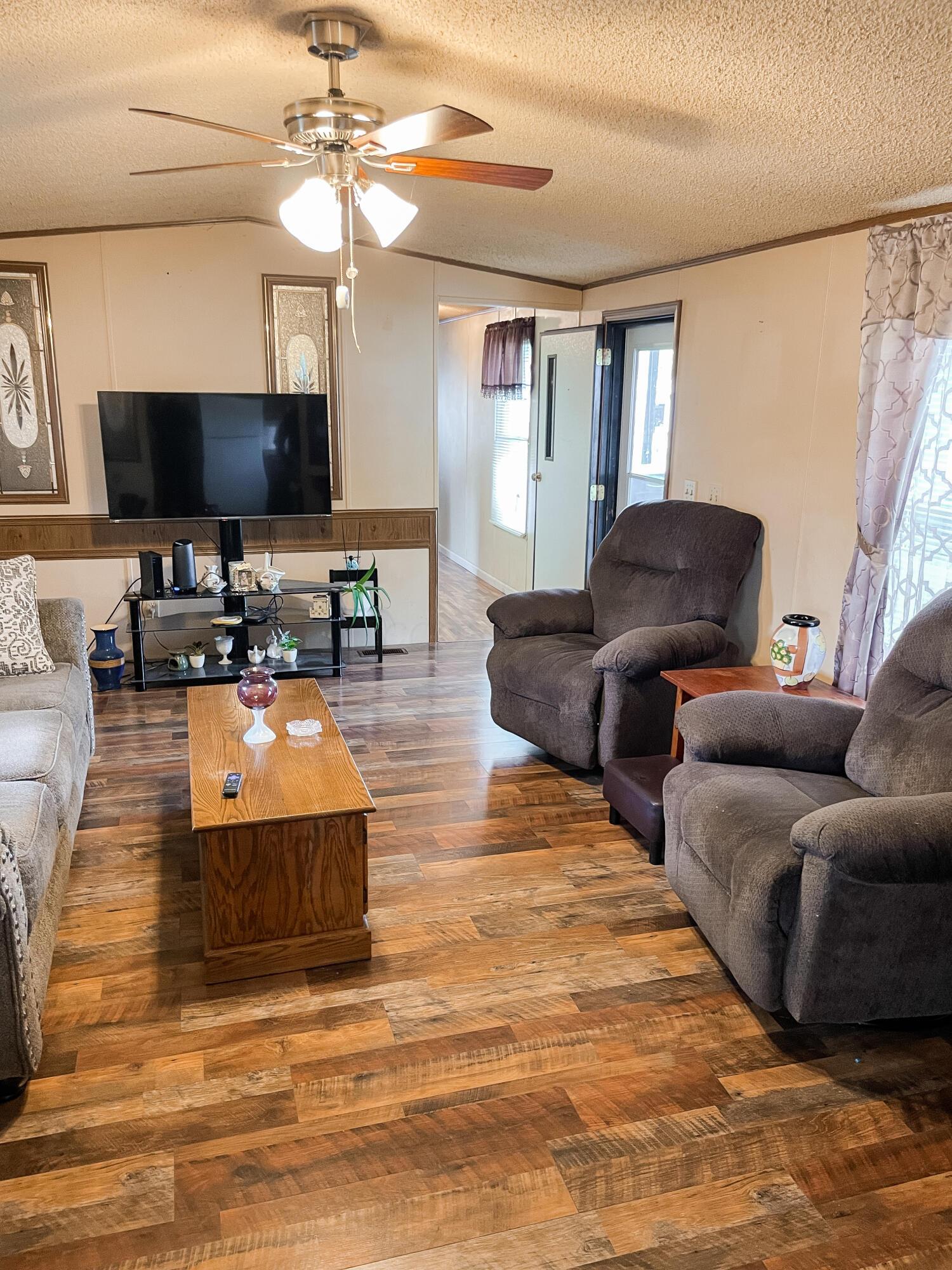 8565 Smith-Calhoun Road 205