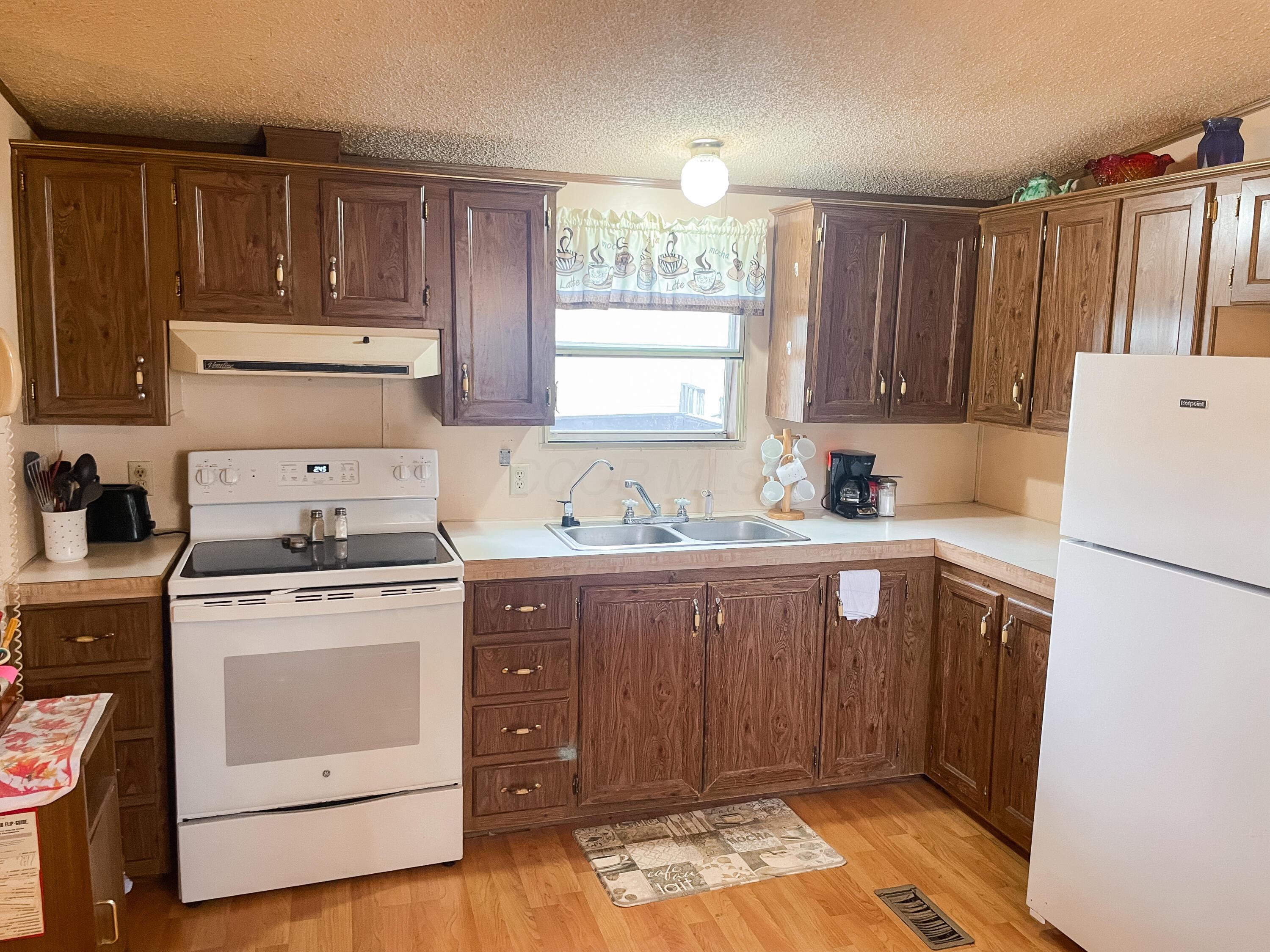 8565 Smith-Calhoun Road 205