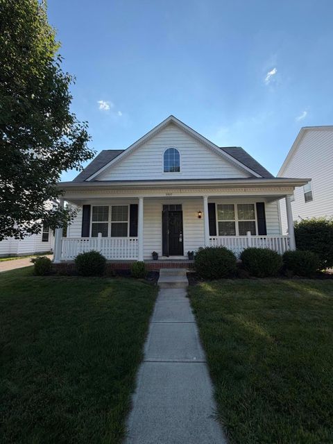 Photo of 3997 Peregrine Pass Drive, Columbus, OH 43230 (MLS # 226022756)