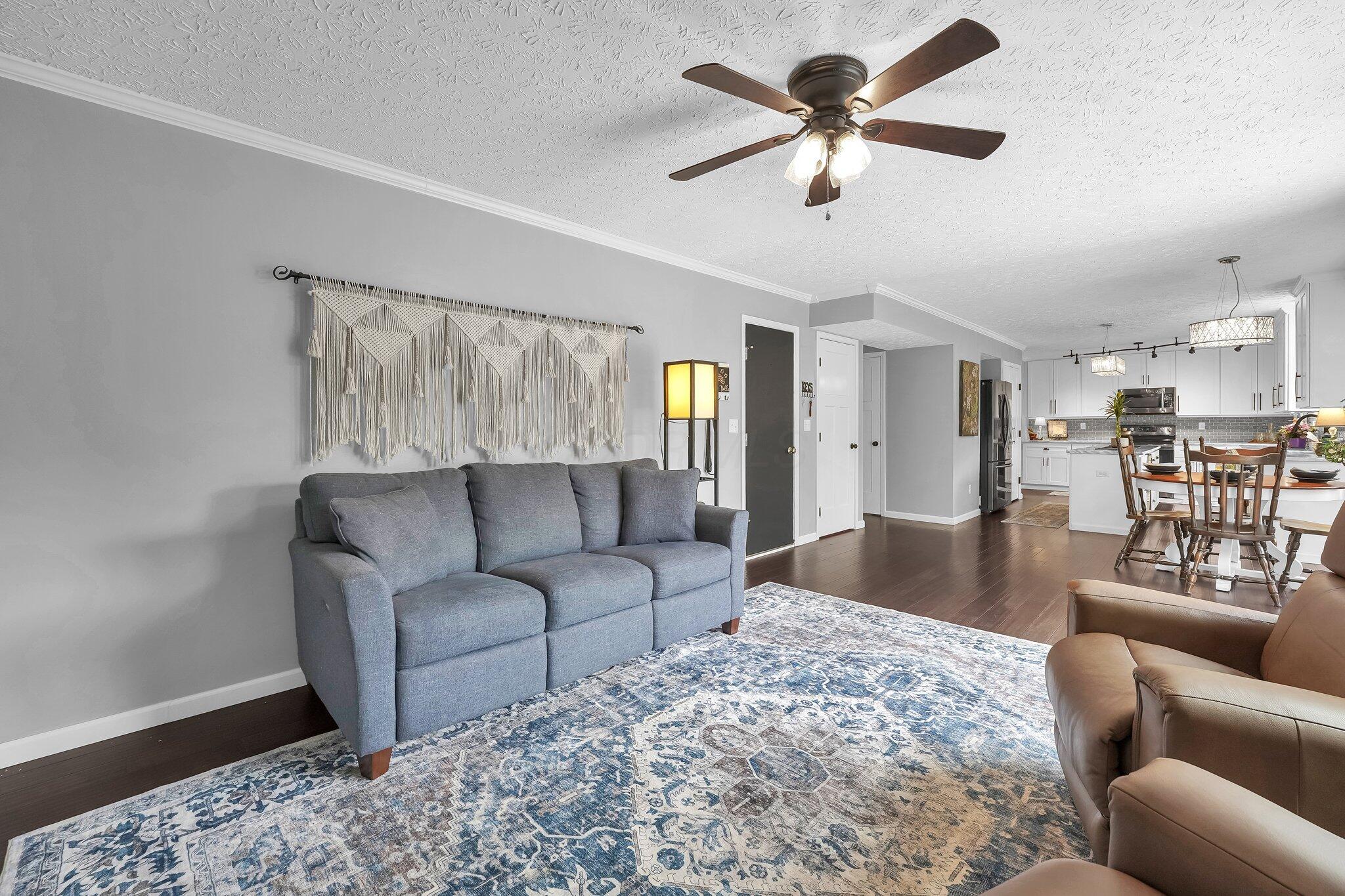 696 Buehler Drive, Delaware, Ohio image 23