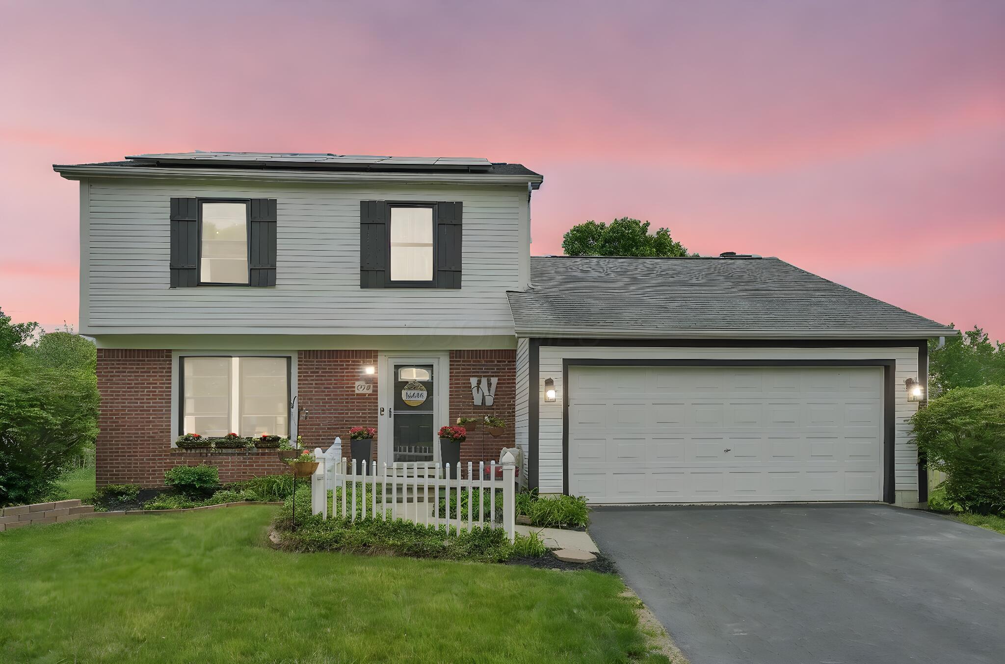 696 Buehler Drive, Delaware, Ohio image 2