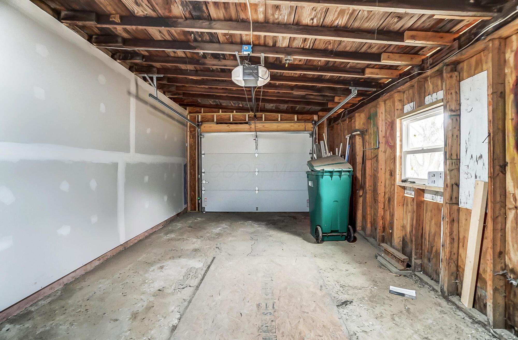 6876 Columbus Road, Centerburg, Ohio image 30