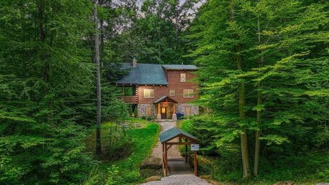 Photo of 9733 Larimer Road, Logan, OH 43138 (MLS # 226000216)