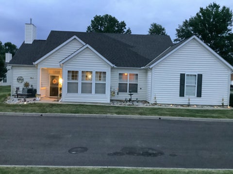 Photo of 5976 Naughten Pond Drive, Columbus, OH 43213 (MLS # 226029970)