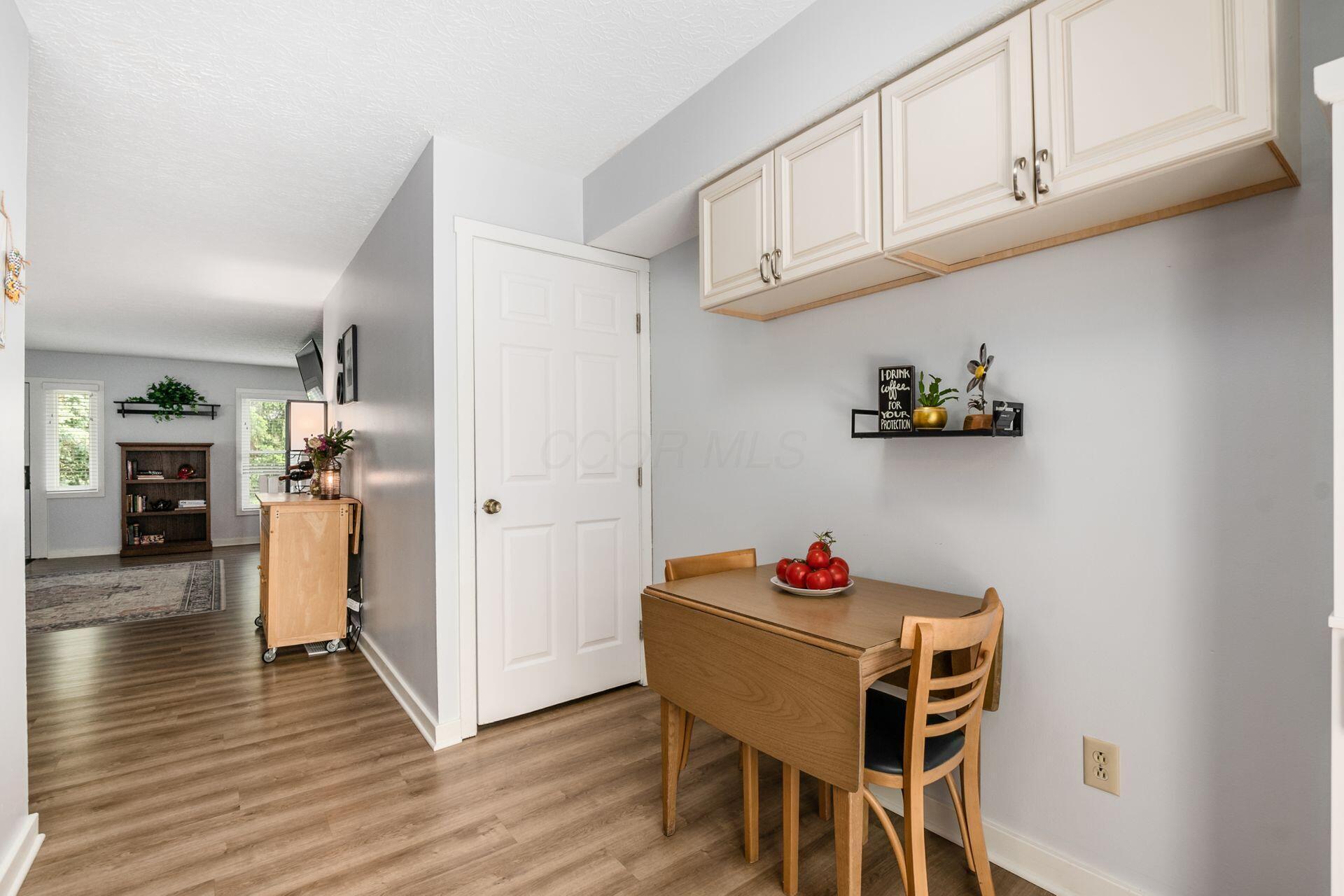 299 St Andrews Drive, Dublin, Ohio image 14