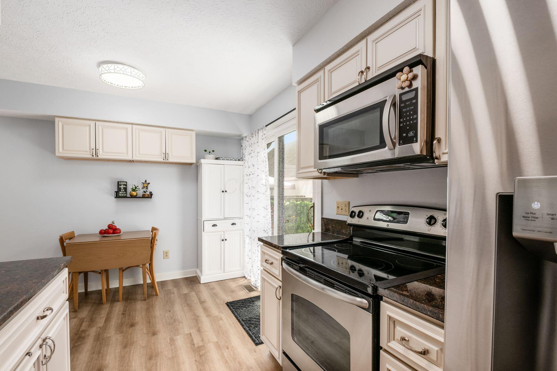 299 St Andrews Drive, Dublin, Ohio image 12