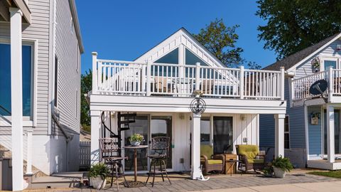 Photo of 39 Rosebraugh Circle, Buckeye Lake, OH 43008 (MLS # 226013528)