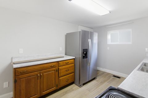 Tiny photo for 417 N West Street, Bellefontaine, OH 43311 (MLS # 225039480)