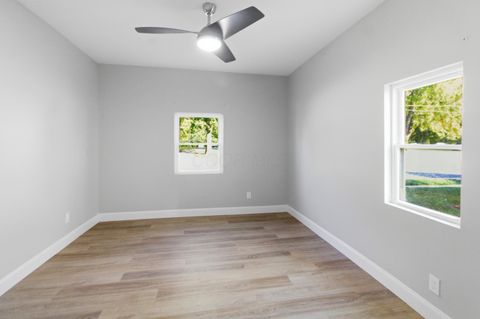 Tiny photo for 417 N West Street, Bellefontaine, OH 43311 (MLS # 225039480)
