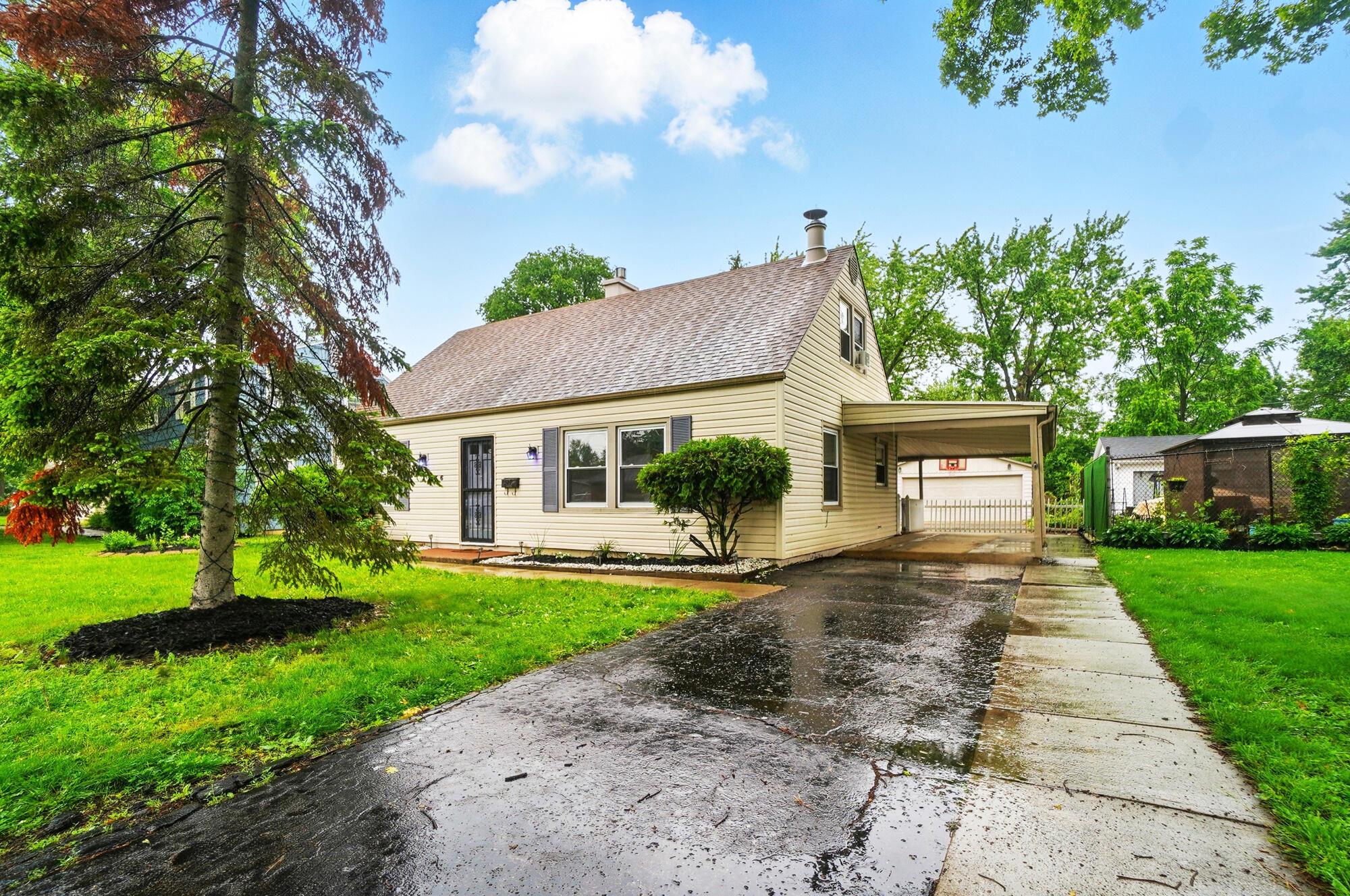 236 Carilla Lane, Columbus, Ohio image 3