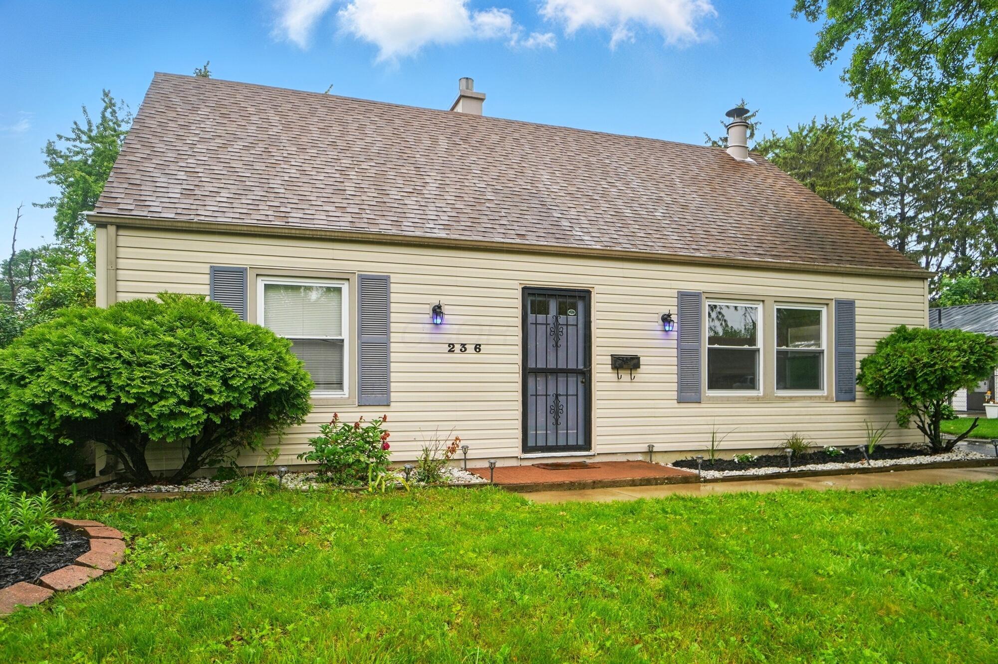 236 Carilla Lane, Columbus, Ohio image 2