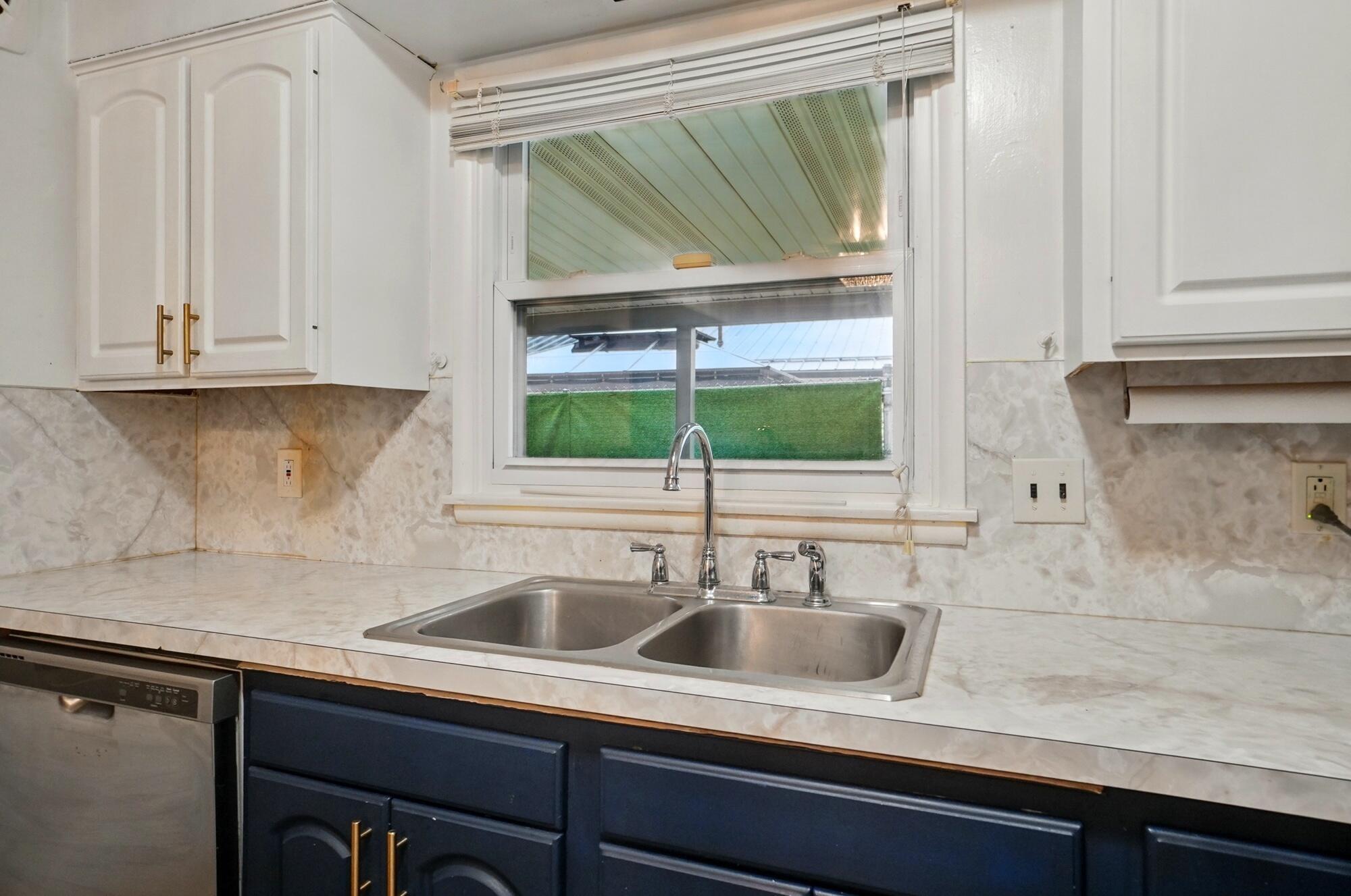 236 Carilla Lane, Columbus, Ohio image 13
