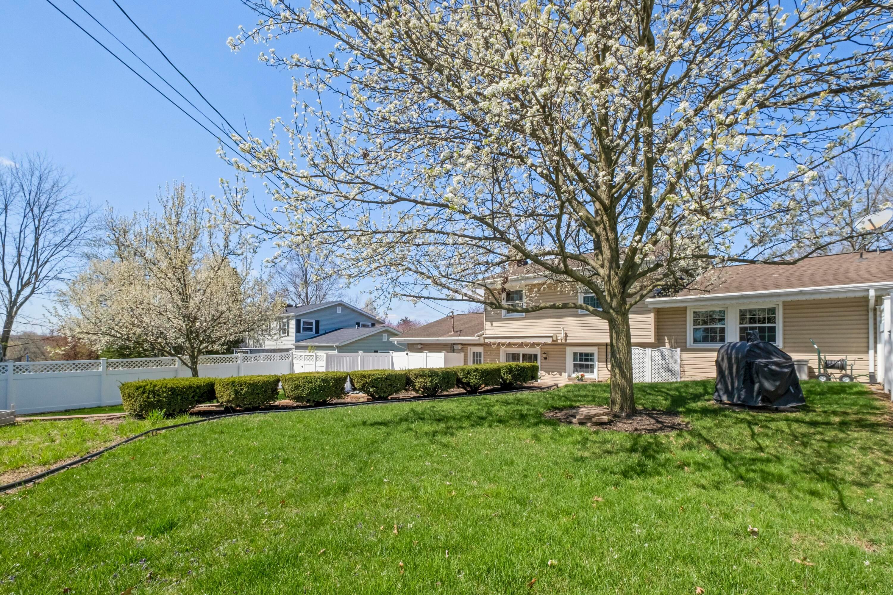 6 Claypool Drive, Mount Vernon, Ohio image 11