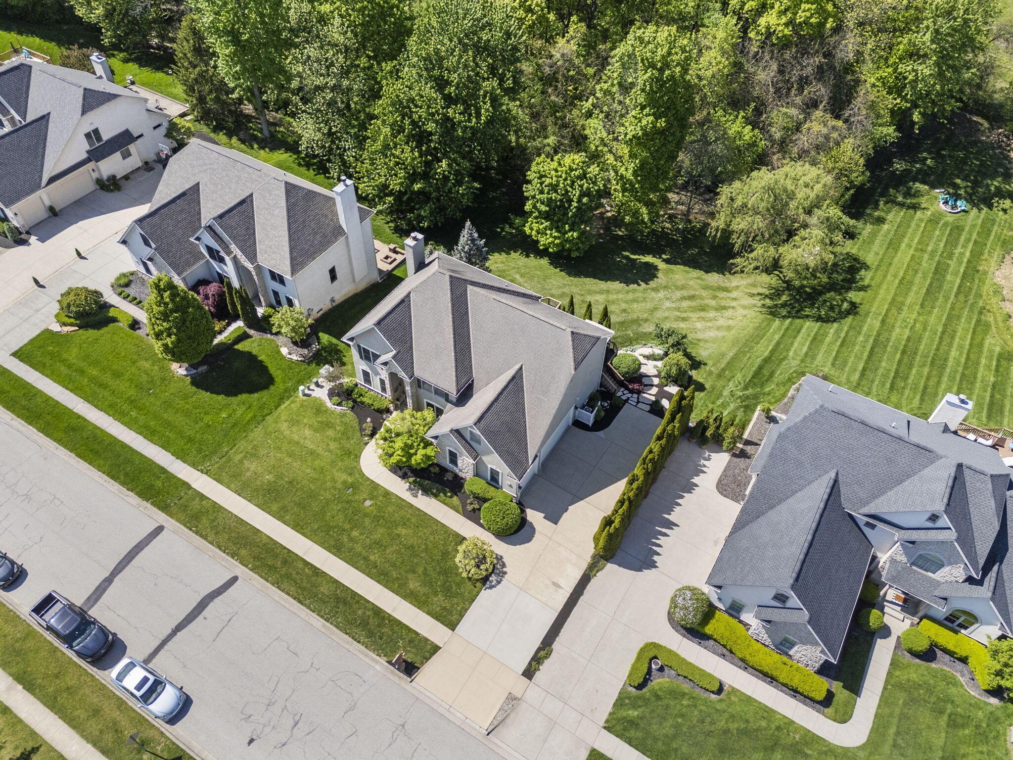 2557 Coltsbridge Drive, Lewis Center, Ohio image 6