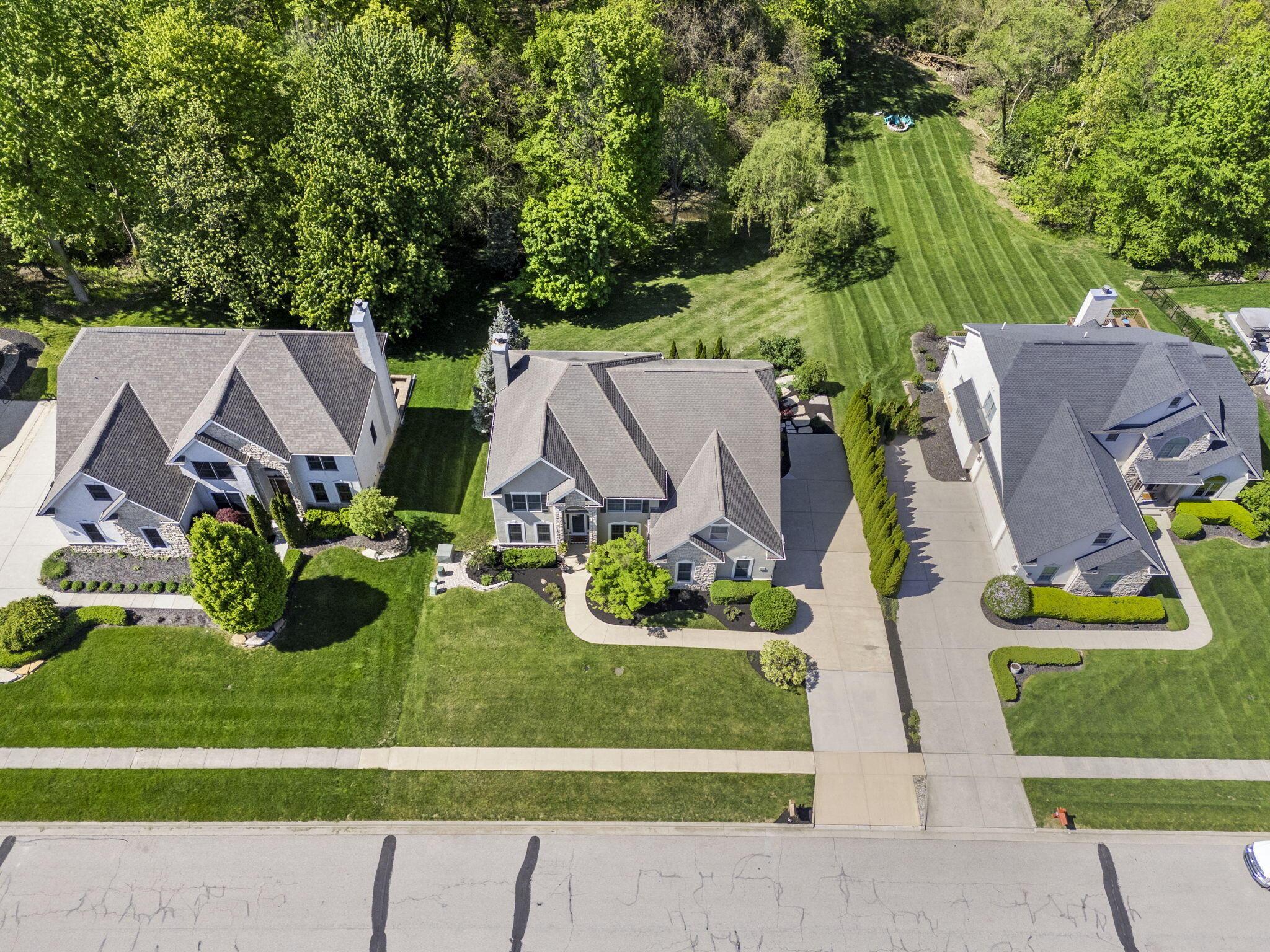 2557 Coltsbridge Drive, Lewis Center, Ohio image 7