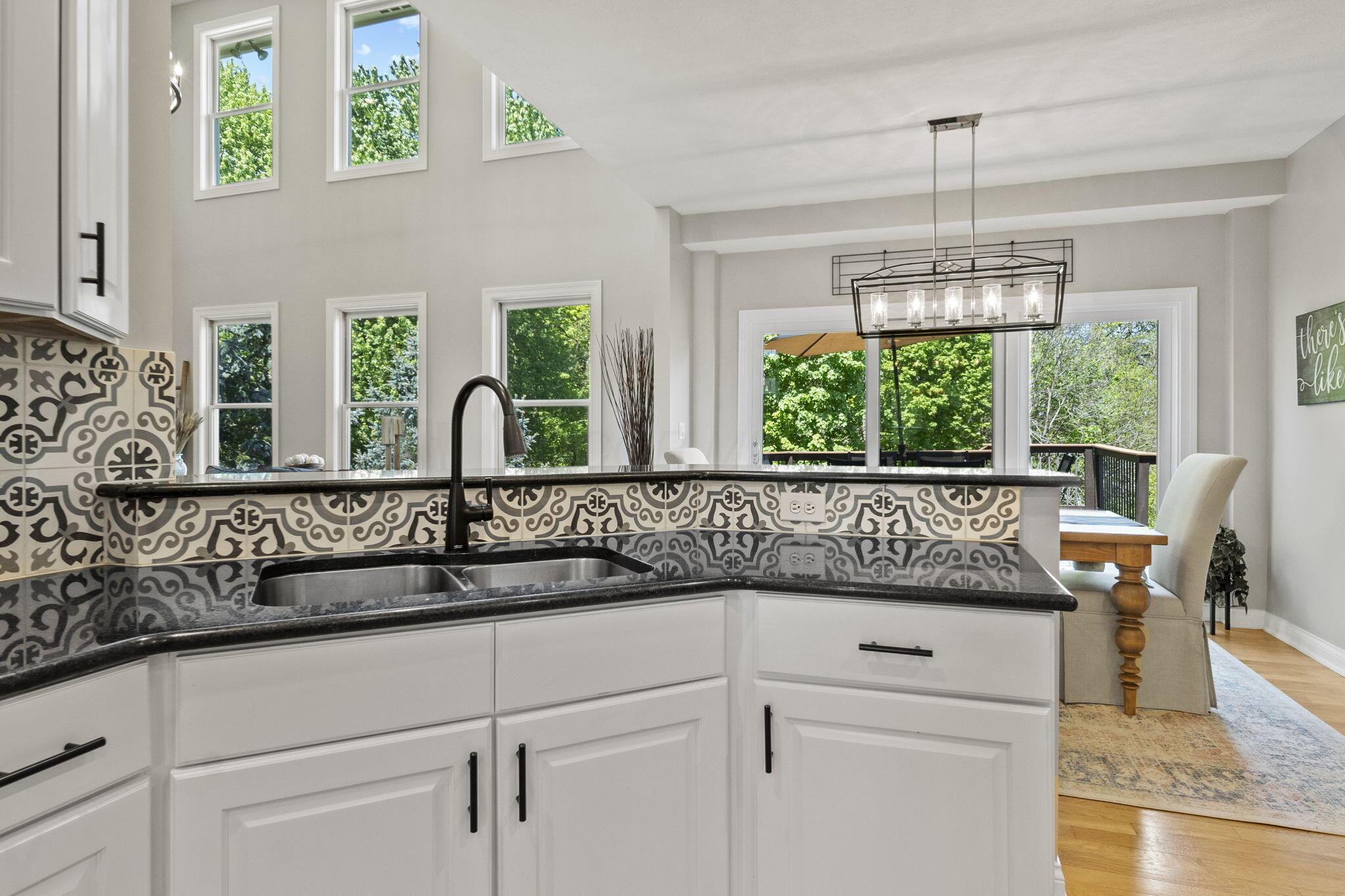 2557 Coltsbridge Drive, Lewis Center, Ohio image 24