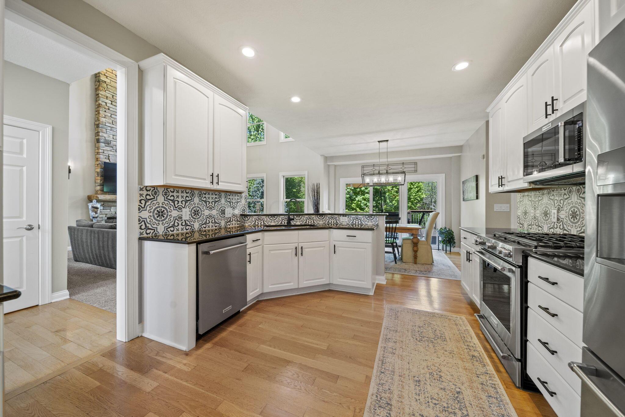 2557 Coltsbridge Drive, Lewis Center, Ohio image 22