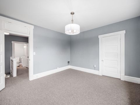 Tiny photo for 838 S Ohio Avenue, Columbus, OH 43206 (MLS # 226013991)