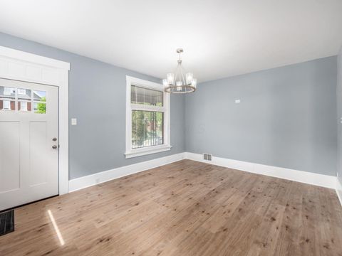 Tiny photo for 838 S Ohio Avenue, Columbus, OH 43206 (MLS # 226013991)