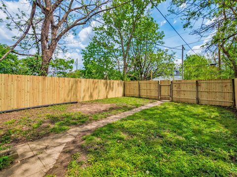 Tiny photo for 838 S Ohio Avenue, Columbus, OH 43206 (MLS # 226013991)