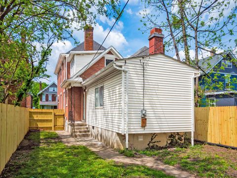 Tiny photo for 838 S Ohio Avenue, Columbus, OH 43206 (MLS # 226013991)