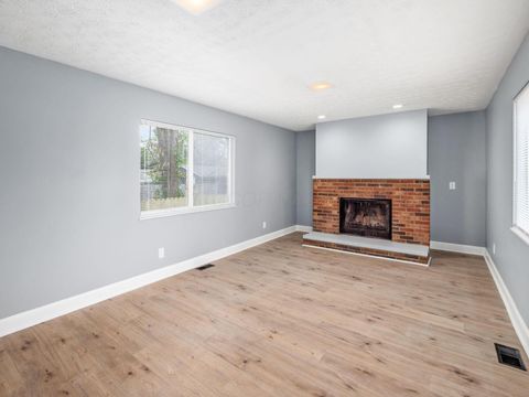 Tiny photo for 838 S Ohio Avenue, Columbus, OH 43206 (MLS # 226013991)