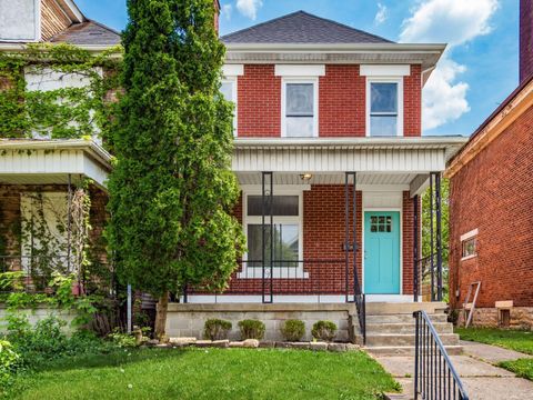 Tiny photo for 838 S Ohio Avenue, Columbus, OH 43206 (MLS # 226013991)