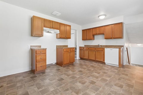 Tiny photo for 4838 Refugee Road, Columbus, OH 43232 (MLS # 226024509)