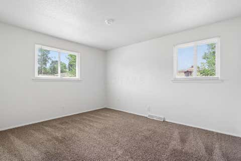 Tiny photo for 4838 Refugee Road, Columbus, OH 43232 (MLS # 226024509)