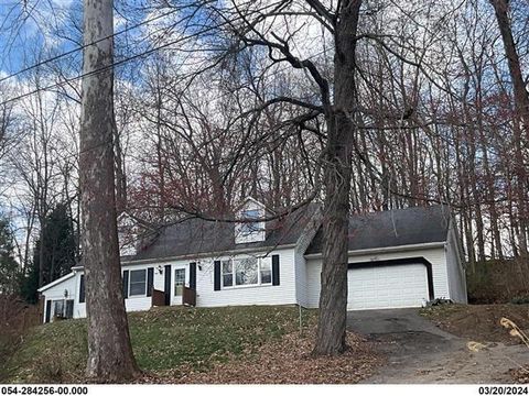 Photo of 2347 W Audrey Drive, Newark, OH 43055 (MLS # 226005414)