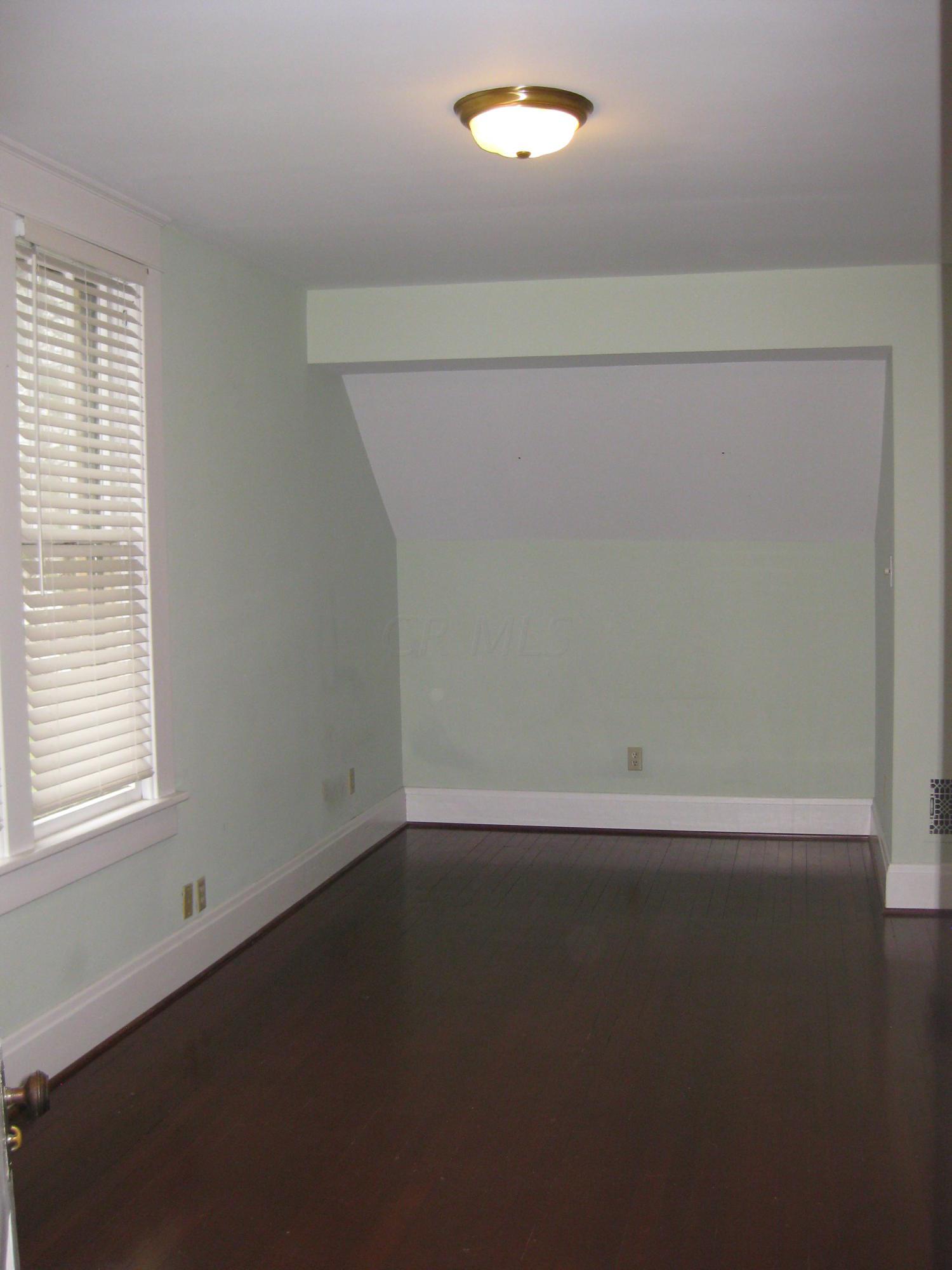 Photo 10 of 23 of 157 W CHURCH Street house