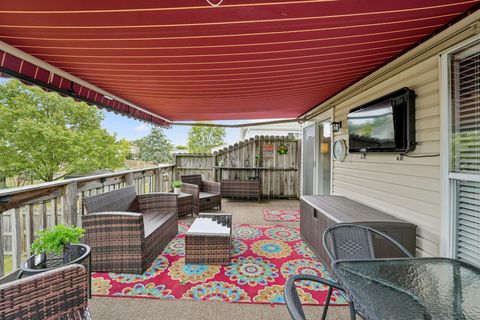 Tiny photo for 3003 Parker Lane, Hilliard, OH 43026 (MLS # 225036549)