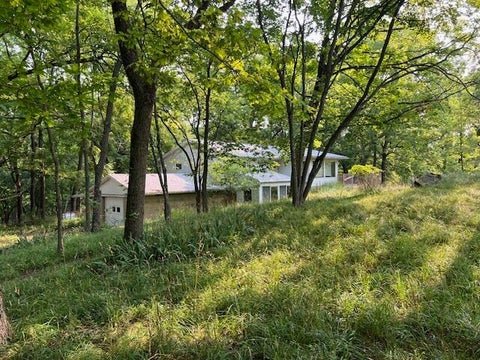 Photo of 1844 Lundy's Lane Road NW, Newark, OH 43055 (MLS # 226029337)
