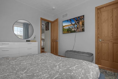 Tiny photo for 9246 Windy Creek Drive, Columbus, OH 43240 (MLS # 226004747)