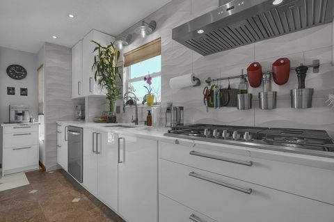 Tiny photo for 9246 Windy Creek Drive, Columbus, OH 43240 (MLS # 226004747)